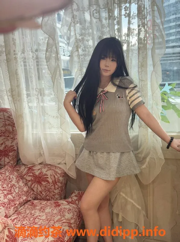 广州楼凤-番禺嫩妹兔兔，700元超值服务体验