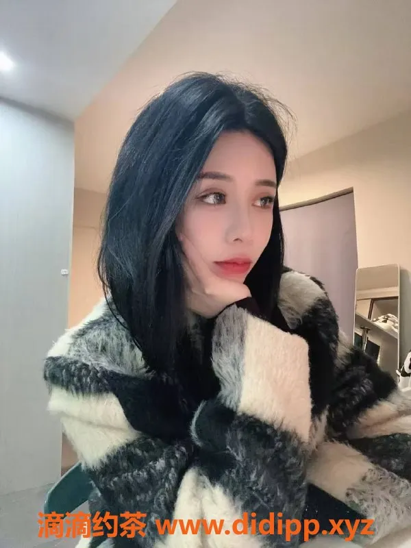 成都楼凤资源信息,武侯区楚楚，身材火辣，服务一流！