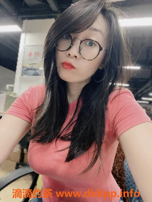 北京楼凤-丰台纪家庙26岁邻家少妇七夜，身高163 D杯