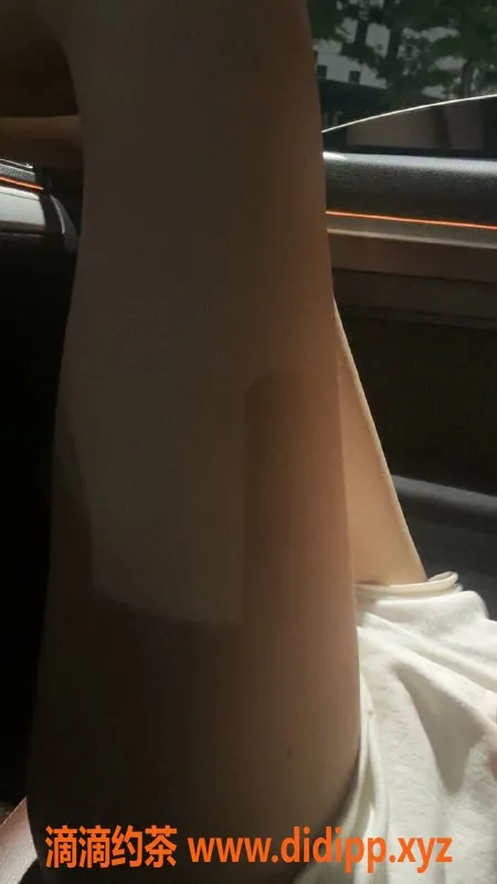 广州楼凤-番禺萌萌，腿控必选，500元视频验证