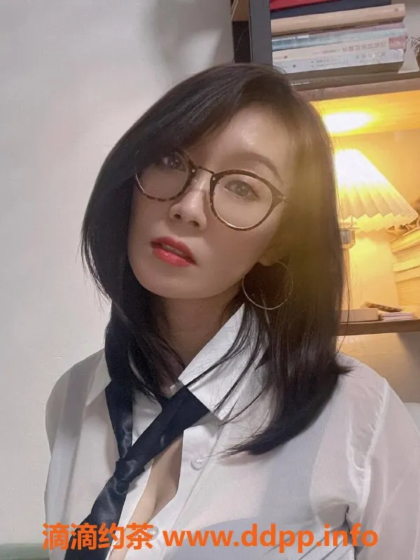 北京楼凤-丰台纪家庙26岁邻家少妇，莞式服务仅6元