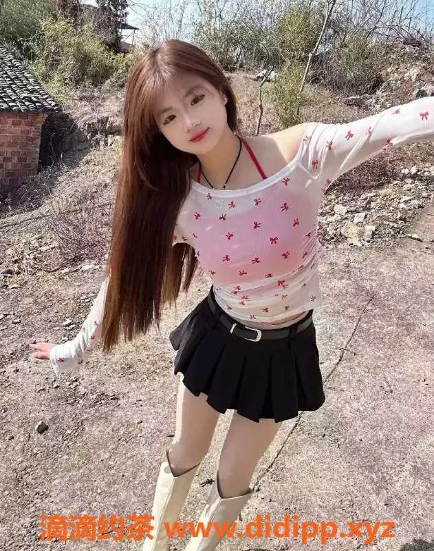 广州楼凤-广州白云区18岁丽娜，165cm，47kg，36C全套服务