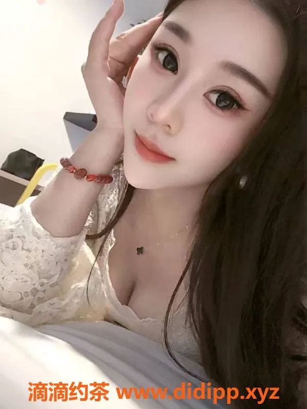 郑州楼凤-管城区24岁性感尤物珊珊，173cm肤白腿长