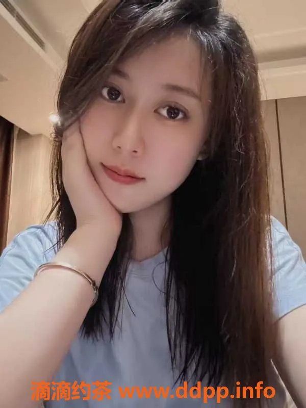 广州楼凤-广州梅花园奶油，25岁163cm，胸围36D，单次体验仅需500