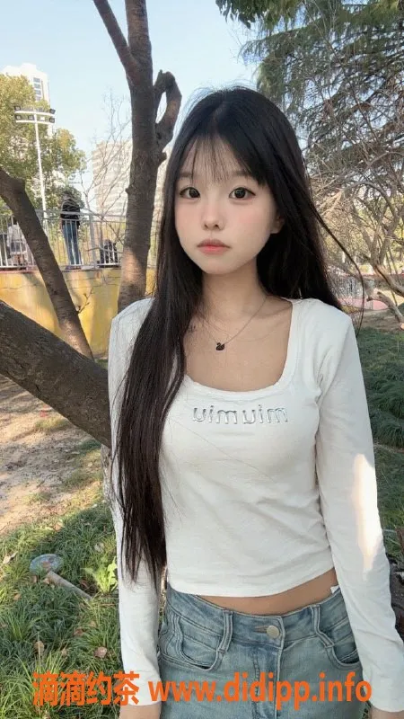 广州楼凤-广州天河小澄，18岁！165身高，处女资源等你来体验