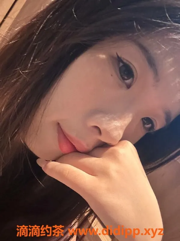 珠海楼凤-珠海饱饱 - 身高165，体重48，胸围E杯，服务热情