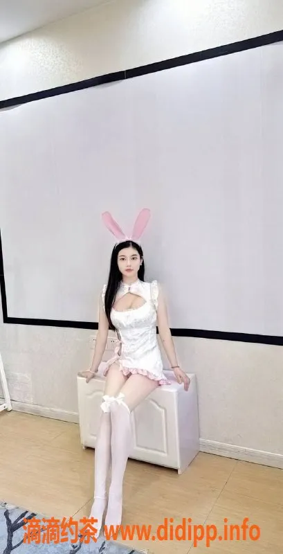 东莞楼凤-长安小晴，身材火辣，服务优质，价格实惠