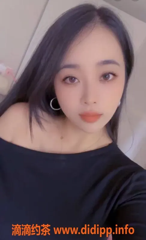 北京楼凤-朝阳双井芋妮啵啵，26岁，165高，50重，服务热情