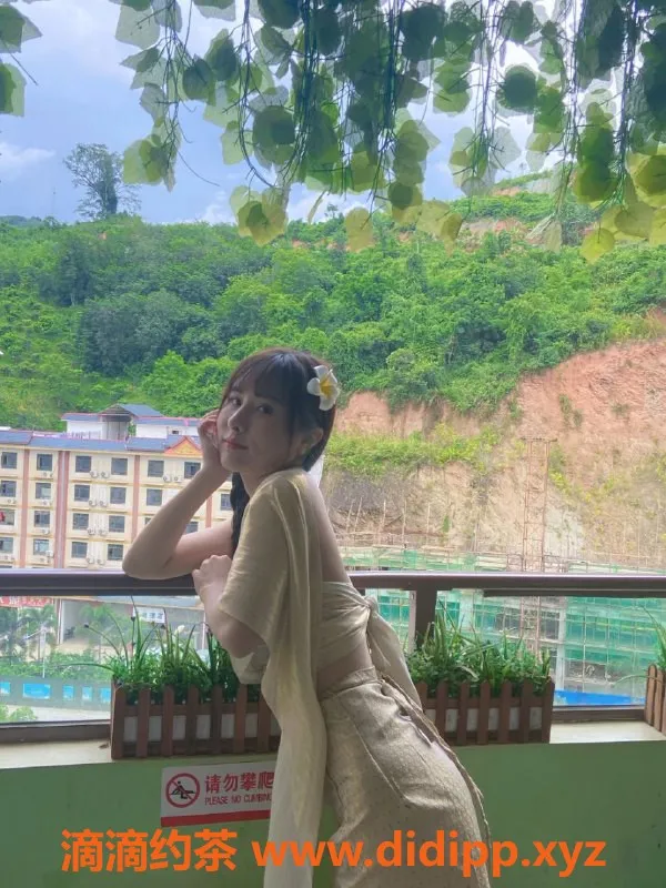 昆明楼凤-盘龙区高小琴，500元口交，热情服务