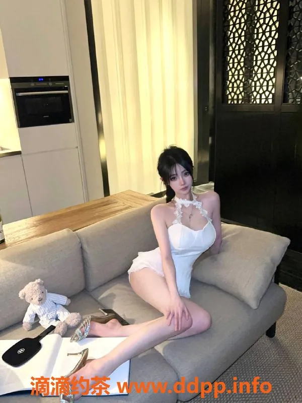 深圳楼凤-困困，上海静安超值服务，价格2000P起