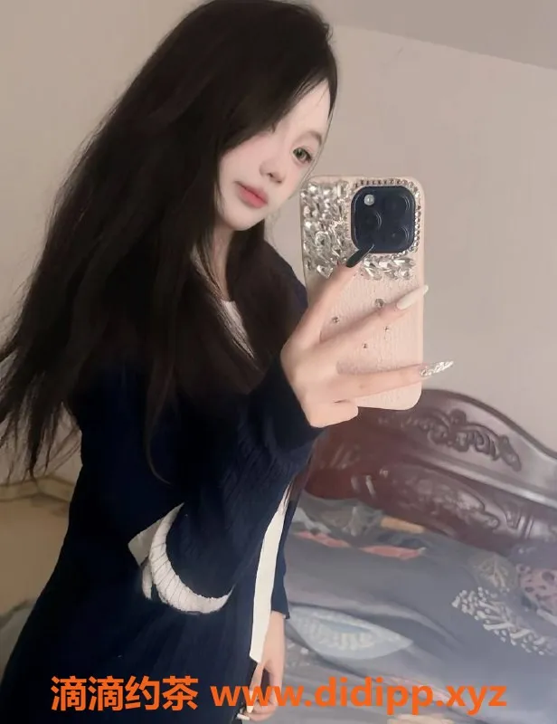 深圳楼凤-龙华区小洁：粉嫩女友服务，评分9.0