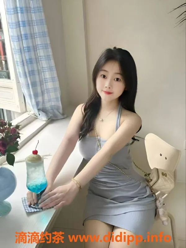 郑州楼凤-中原区思奶26岁C罩杯，170cm身高超甜服务体验