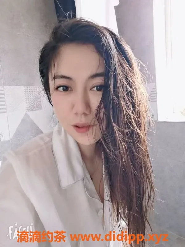 北京楼凤-朝阳小雪儿，29岁，162cm，52kg，600价位诱惑服务