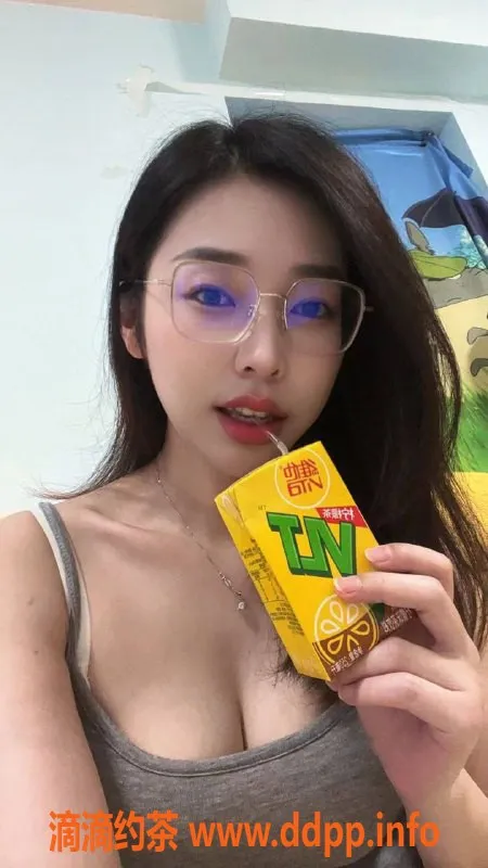 北京spa会所-丰台小甜甜，白嫩南方甜妹600P