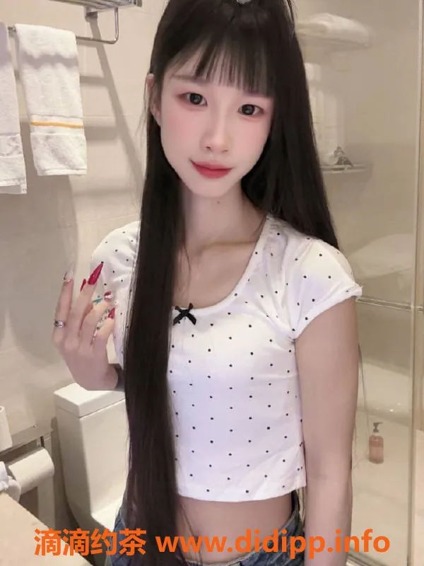 南京楼凤资源信息,鼓楼区小七，160cm 21岁B罩杯，服务700/1300元