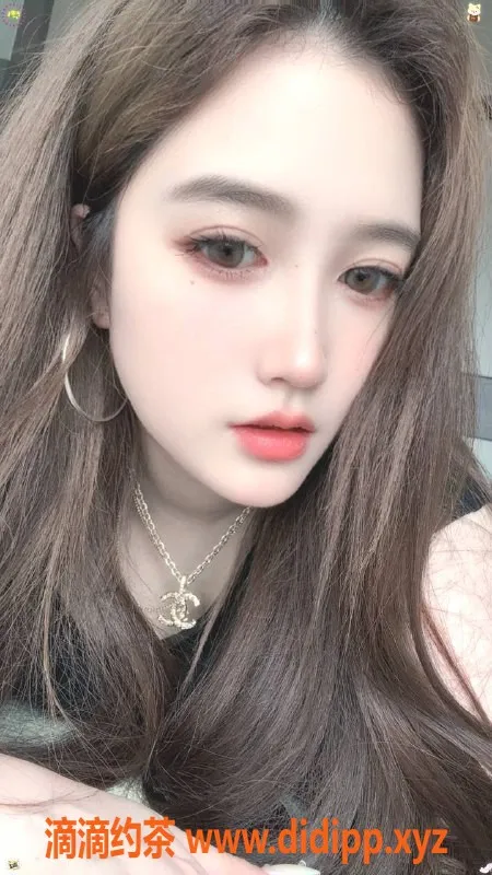 南京楼凤-建邺区23岁林依 S型身材 700p起