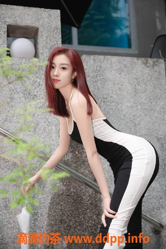 南京楼凤-秦淮区妙妙，身高176，服务实惠