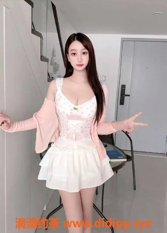 珠海楼凤-拱北果果，甜妹女友般的体验，600P起