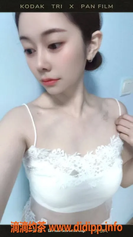 北京楼凤-北京亚运村加菲猫 24岁 164cm 90斤