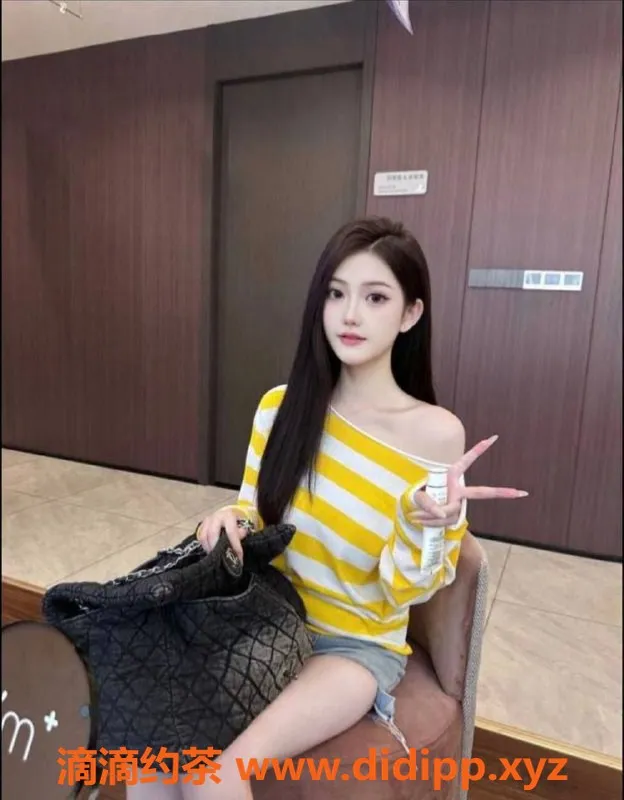 东莞楼凤-东城车模媚儿，体验超值服务，价格亲民