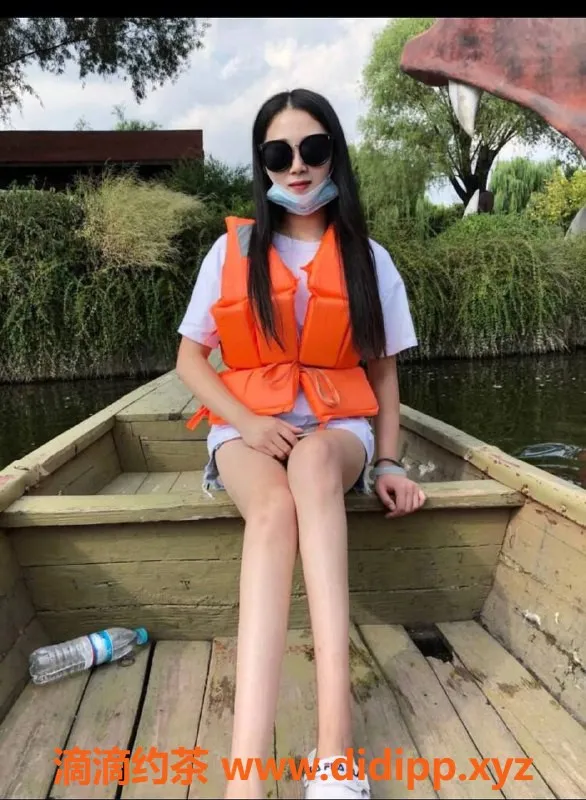 成都楼凤-中和秋天，身材靓丽促销热辣服务