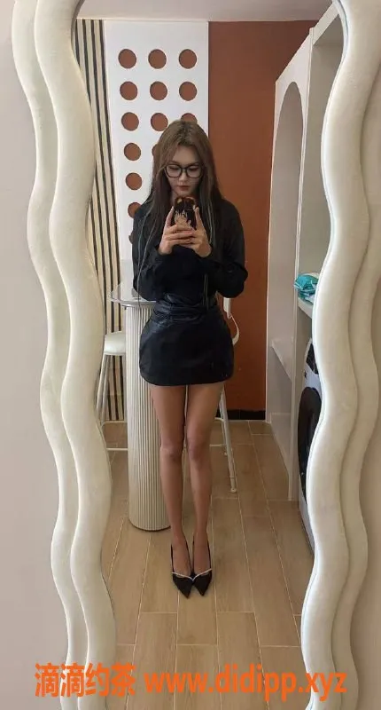 广州楼凤资源信息,禅城扶光，长腿御姐600P服务