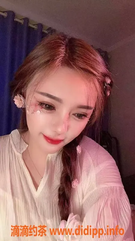 北京楼凤-朝阳思瑶26岁E胸，164cm超值服务仅1200