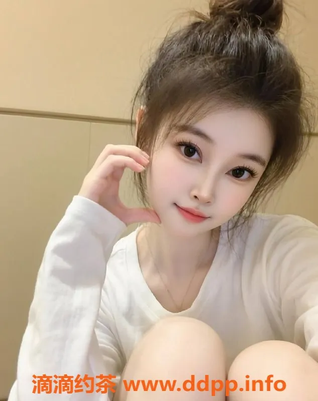 东莞楼凤-石龙果汁小妹，身材火辣，服务超赞！