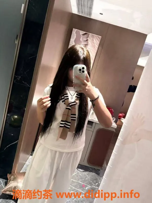 北京楼凤-朝阳潘家园玉米 18岁169cm D罩杯仅9元茶费