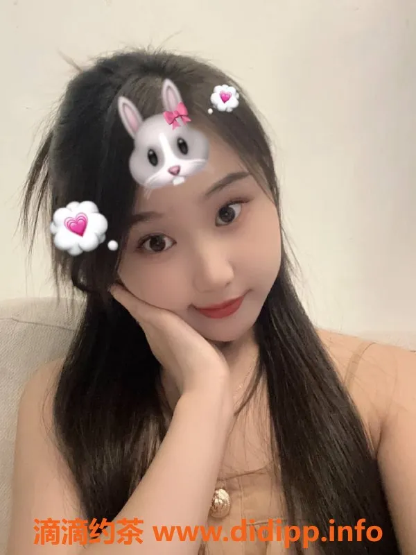 成都楼凤-成都乖乖，18岁嫩妹，身高163，600元享服务