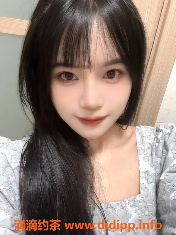 成都楼凤资源信息,大学生泡芙，城市上门服务，700/1100价位