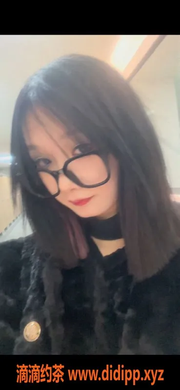 赣州楼凤-章贡区左左：165cm 55斤 22岁 顶级服务仅600P起