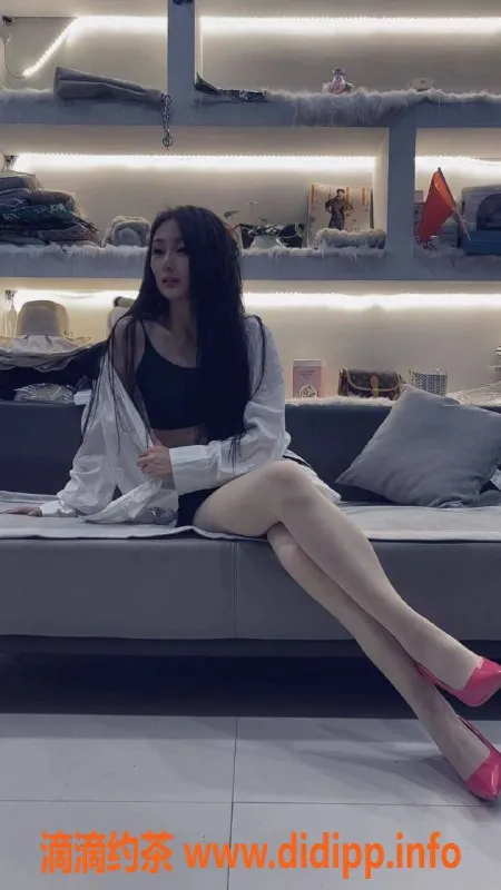 北京抓龙筋-朝阳康康，799元性感御姐，脚长特供