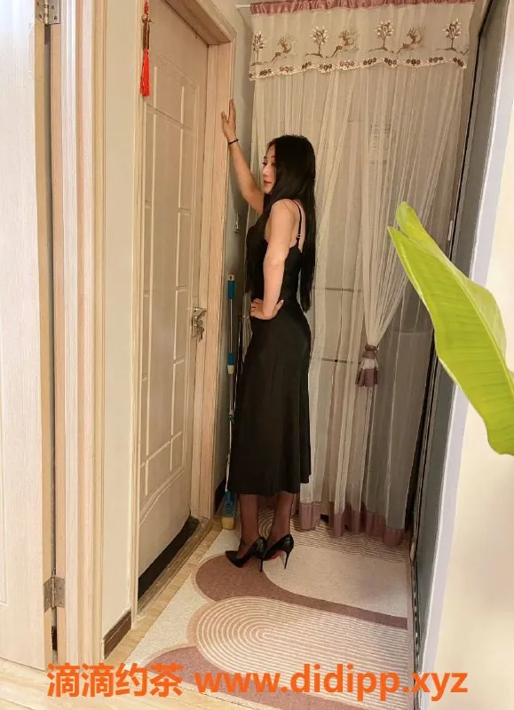 北京抓龙筋-朝阳康康，799元性感御姐，脚长特供