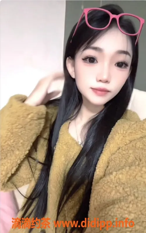 嘉兴楼凤资源信息,桐乡嫩妹小莫，19岁身高1.4米，超紧体验！