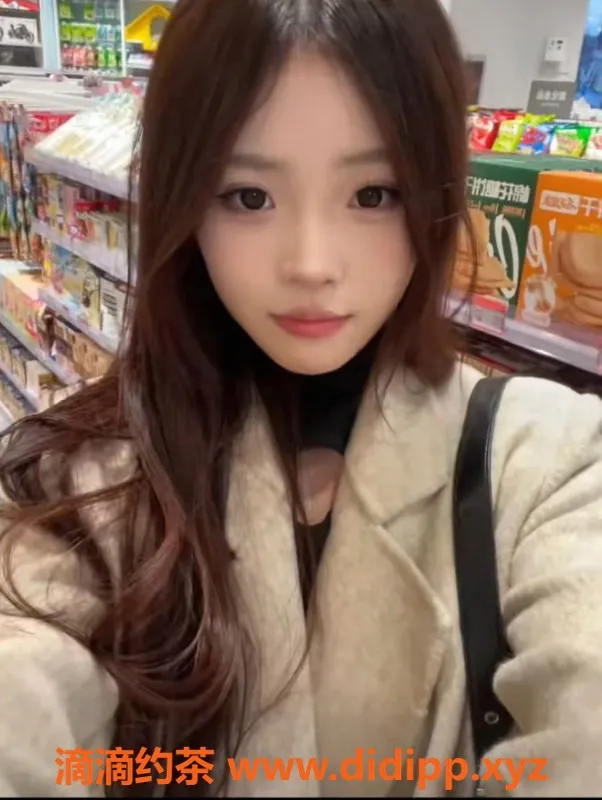 台州楼凤-长宁区粥粥：166cm, 49kg, 不套路的品茶体验