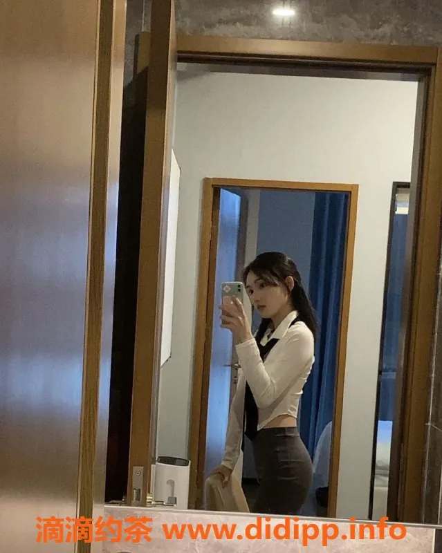 台州楼凤资源信息,奉贤区🌹芮芮 167cm 49kg C罩杯 无套路服务