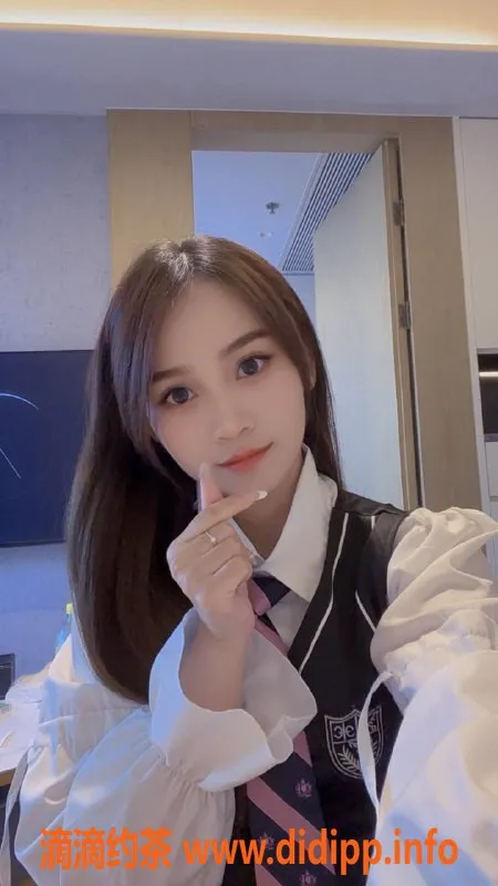 深圳楼凤-宝安佳佳，700元性价比高，热情服务