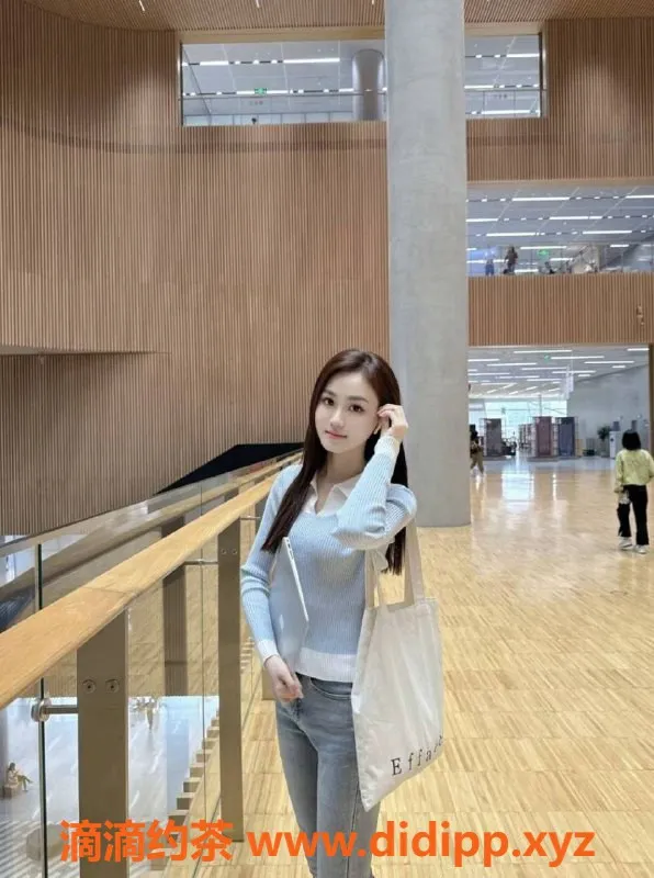 烟台楼凤-福山大一学妹薇薇，清纯可人，服务一流