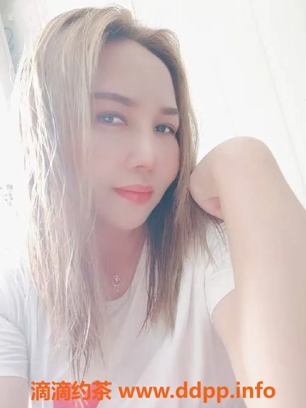 西安楼凤资源信息,雁塔区红姐姐，课费4/6，服务全面