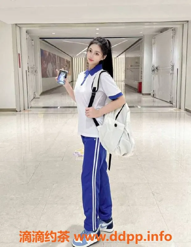 赣州楼凤-赣州盈盈，165cm C杯学生，900元体验全套服务