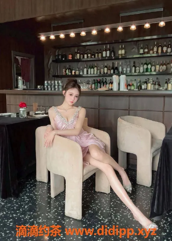 乌鲁木齐楼凤-乌鲁木齐蒋梦瑶，165cm，85斤，童颜巨乳