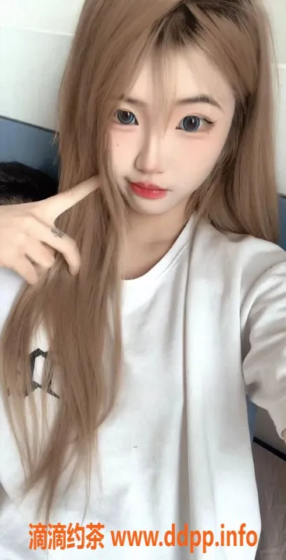 台州楼凤-青浦区初曼，166cm C罩杯，800P无套路服务