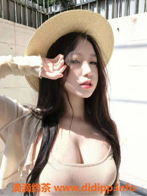 乌鲁木齐楼凤-蒋梦瑶—165高颜值艺考生，私密定制服务