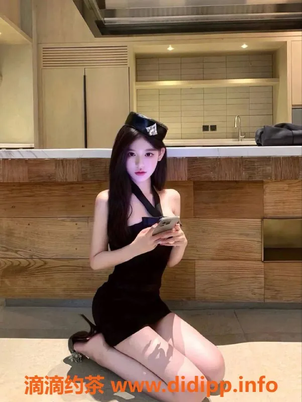 烟台楼凤资源信息,开发区金九儿，超白高颜值模特