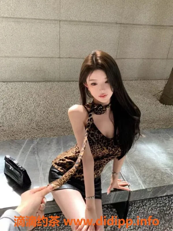 乌鲁木齐楼凤-蒋梦瑶-宁辰校花，170高身材完美，仅20岁