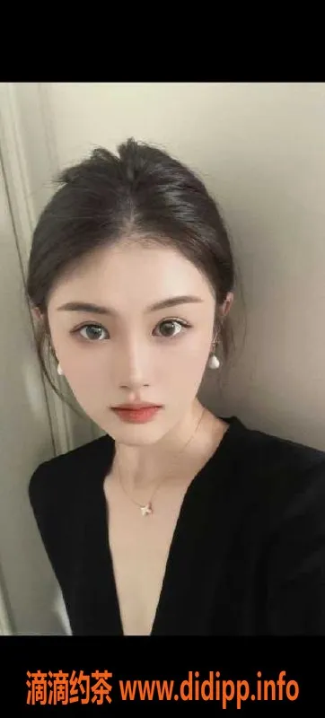 广州楼凤-番禺气质云云，26岁，161cm，500元全套服务