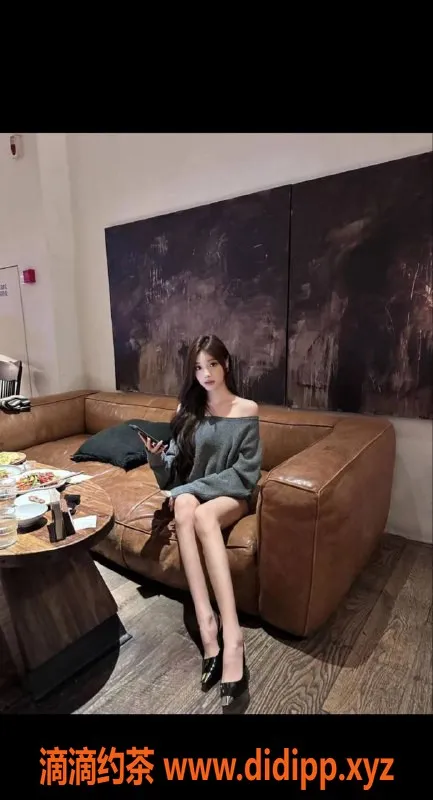 烟台楼凤-莱山区洛洛网红嫩妹，170CM，19岁，12p体验等你来试