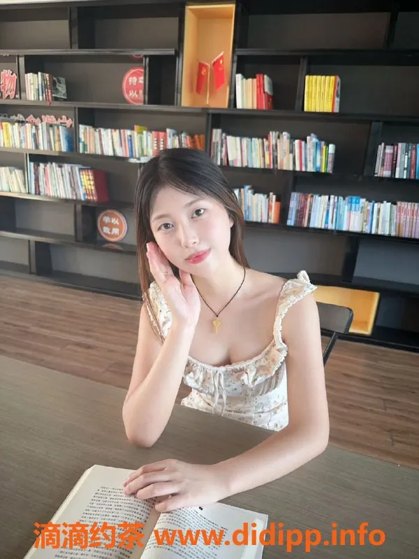 台州楼凤-虹口区艺名婧伊，166cm，49kg，700P无套路服务