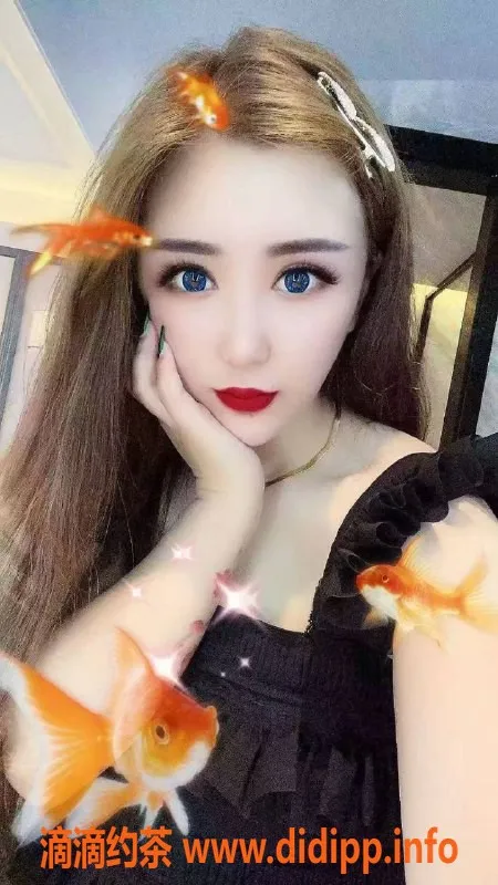 烟台楼凤资源信息,福山区宁宁，26岁，162cm匀称少妇，4P服务